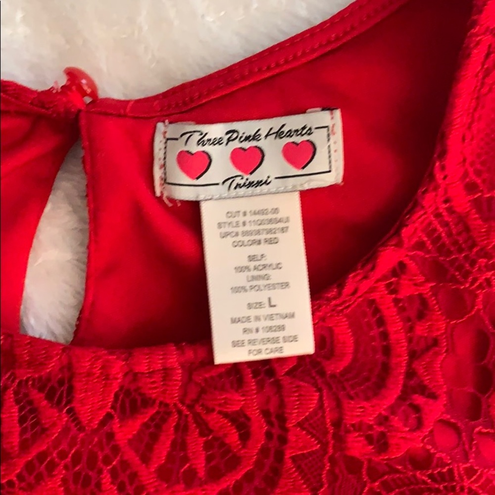 Red Lace Tank - Picture 3 of 4